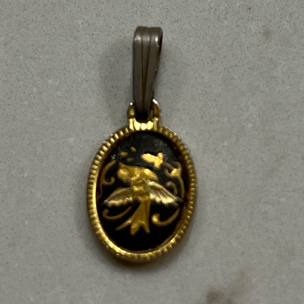 Damascene Gold Bird Oval Pendant with Blue Velvet Jewelry Bag